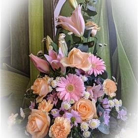 fwthumbVenue Decoration Pedastal  Arrangement Pink & Peach.jpg